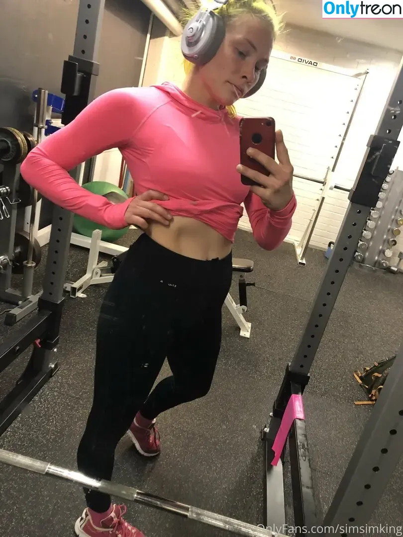 jedeedee nude photo #0002 (laurajedeed)