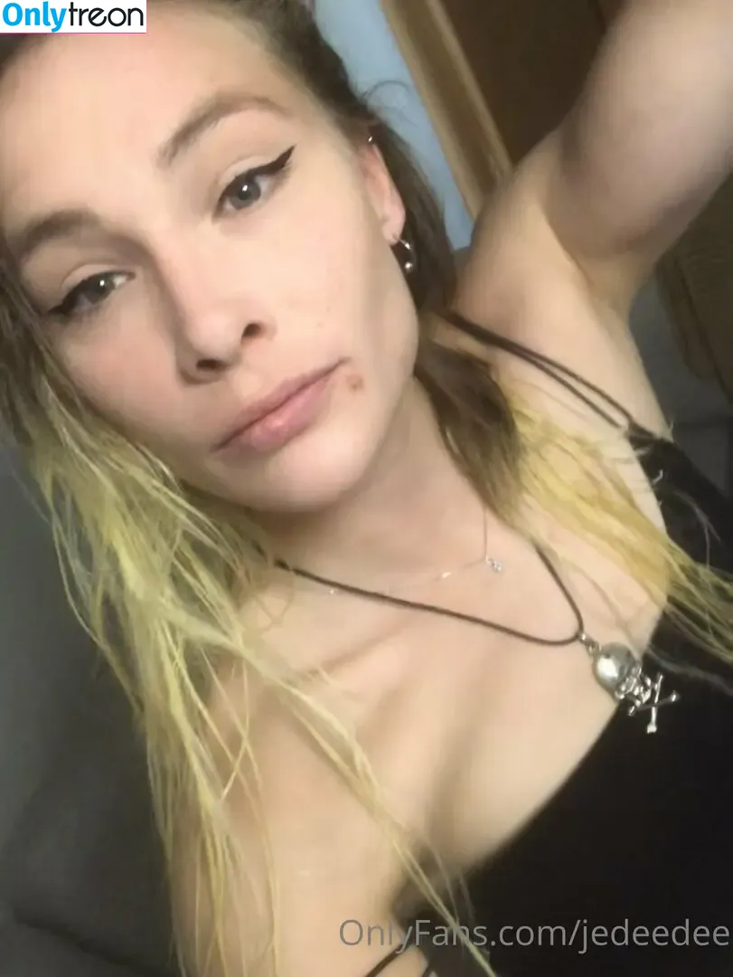 jedeedee nude photo #0014 (laurajedeed)