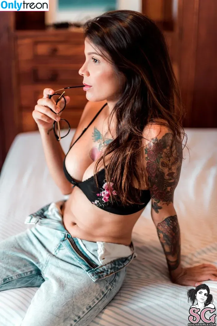 Jeeh Suicide nude photo #0110 (jeeh.suicide)