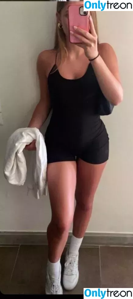 Jellefeline nude photo #0065 (Jellefeline)