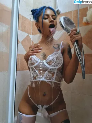  nude photo #0002