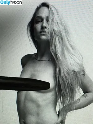 Jemima Kirke / jemima_jo_kirke / jemimakirke nude photo #0116