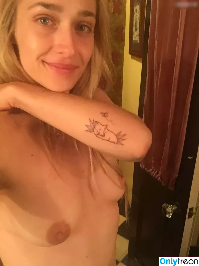 Jemima Kirke nude photo #0045 (jemima_jo_kirke / jemimakirke)