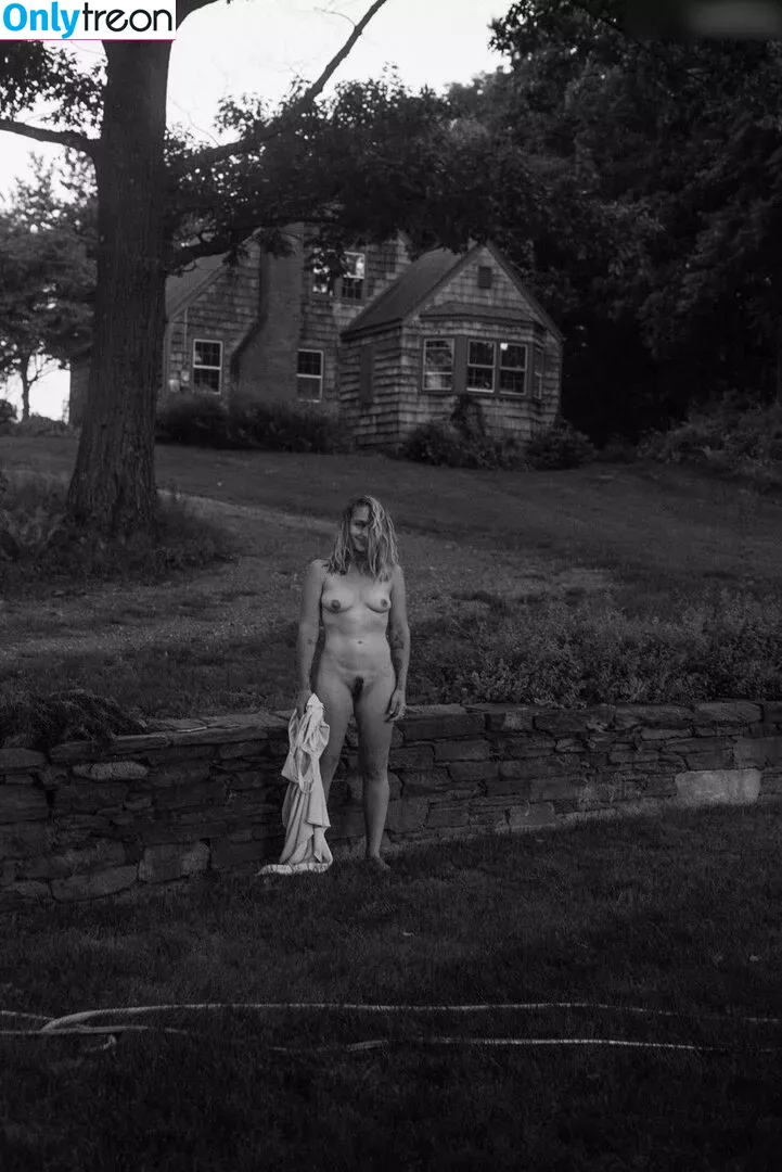 Jemima Kirke nude photo #0082 (jemima_jo_kirke / jemimakirke)