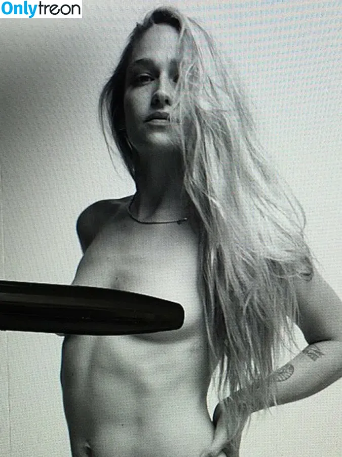 Jemima Kirke nude photo #0116 (jemima_jo_kirke / jemimakirke)