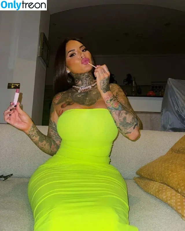 Jemma Lucy nude photo #0024 (jem_lucy / jemlucy_backup)