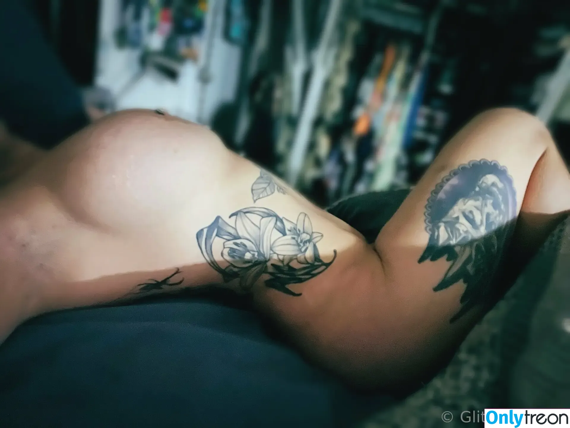 Jenn Diesel nude photo #0054 (Glitter_Pigeon / jen_lyn_)