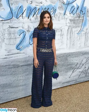 Jenna Coleman / jenna_coleman_ nude photo #0019