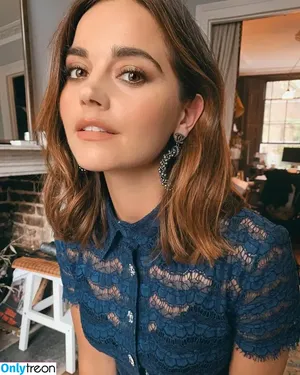 Jenna Coleman / jenna_coleman_ nude photo #0023