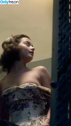 Jenna Coleman / jenna_coleman_ nude photo #0049