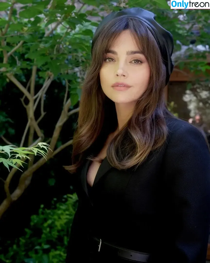 Jenna Coleman nude photo #0066 (jenna_coleman_)