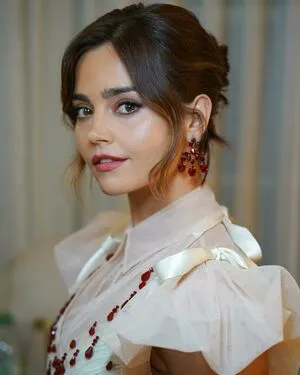 Jenna Coleman / jenna_coleman_ nude photo #0018