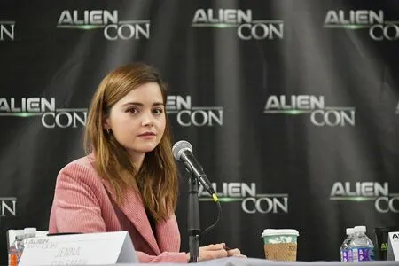 Jenna Coleman / jenna_coleman_ nude photo #0021