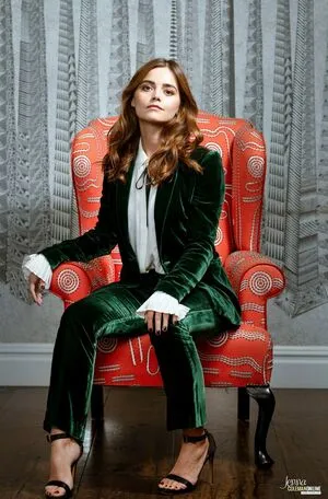 Jenna Coleman / jenna_coleman_ фото голая #0109