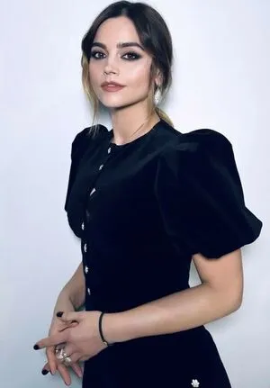 Jenna Coleman / jenna_coleman_ фото голая #0290