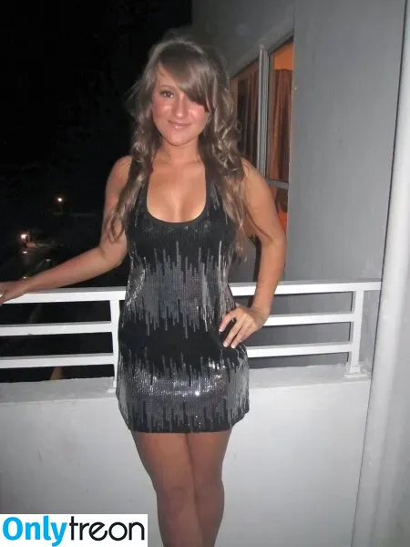 Jenna Ezarik голая photo #0069 (jennaezarik)