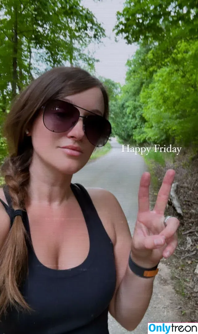 Jenna Ezarik голая photo #0147 (jennaezarik)