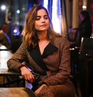 Jenna Louise Coleman / jenna_coleman_ фото голая #0197