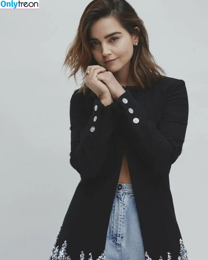 Jenna Louise Coleman nude photo #0068 (jenna_coleman_)