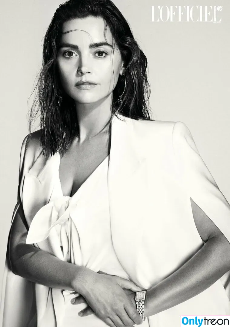 Jenna Louise Coleman nude photo #0182 (jenna_coleman_)