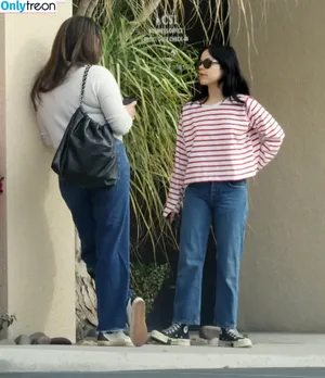 Jenna Ortega / Page / jennaortega фото голая #2235