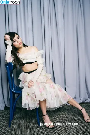 Jenna Ortega / Page / jennaortega фото голая #2408