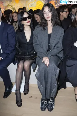 Jenna Ortega / Page / jennaortega фото голая #2466