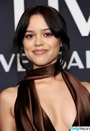 Jenna Ortega / Page / jennaortega nude photo #2631
