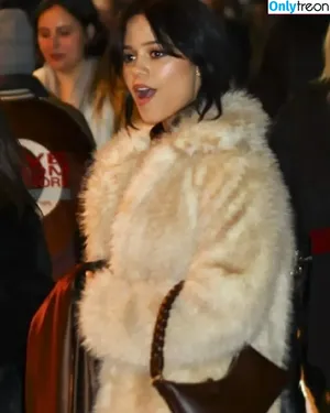 Jenna Ortega / Page / jennaortega nude photo #2700