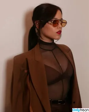 Jenna Ortega / Page / jennaortega nude photo #2789