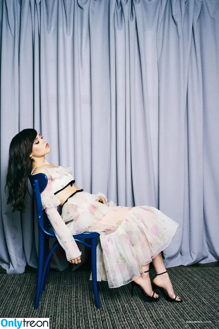 Jenna Ortega голая photo #2402 (Page / jennaortega)
