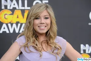 Jennette McCurdy / jennettemccurdy nude photo #0396