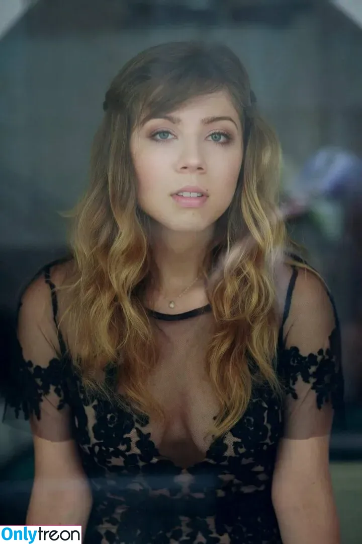 Jennette McCurdy голая photo #0045 (jennettemccurdy)