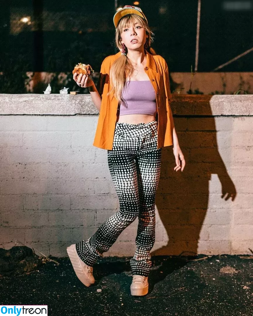 Jennette McCurdy nude photo #0165 (jennettemccurdy)