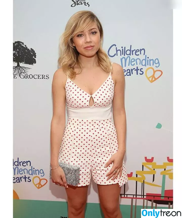 Jennette McCurdy nude photo #0175 (jennettemccurdy)