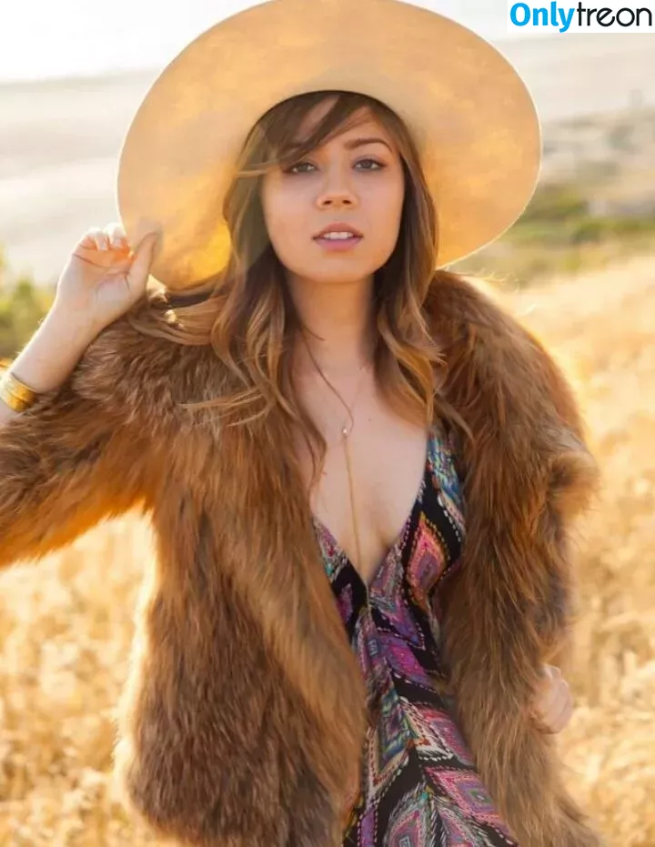 Jennette McCurdy nude photo #0179 (jennettemccurdy)