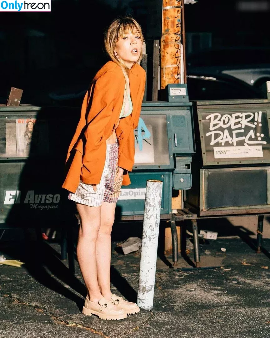 Jennette McCurdy nude photo #0184 (jennettemccurdy)