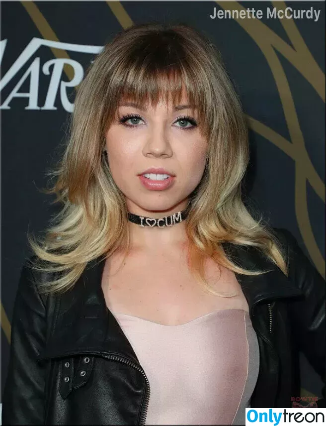 Jennette McCurdy nude photo #0210 (jennettemccurdy)
