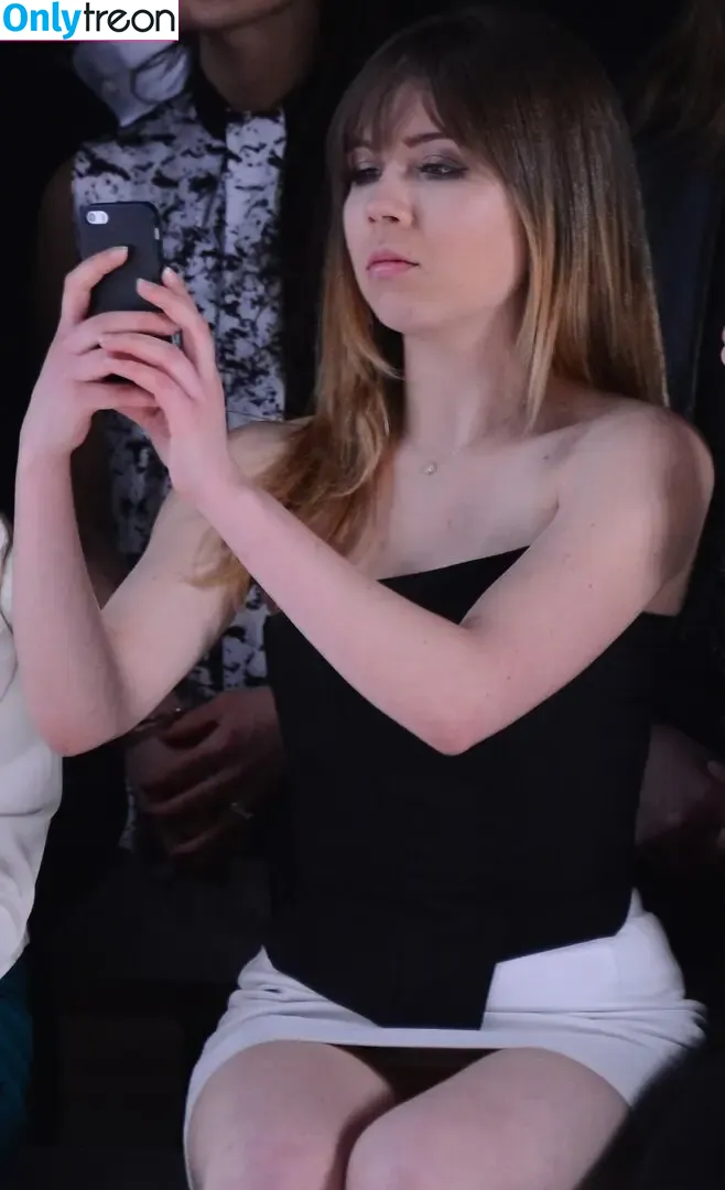 Jennette McCurdy nude photo #0497 (jennettemccurdy)