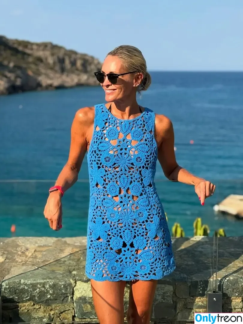 Jenni Falconer голая photo #0341 (jennifalconer)
