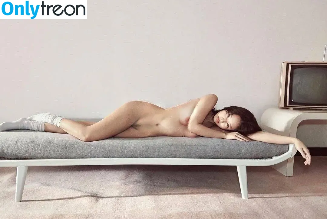 Jennie Blackpink nude photo #0005 (jennierubyjane)
