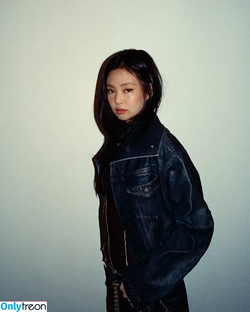 Jennie | BLΛƆKPIИK nude photo #1793 (Blackpink / jennierubyjane / sheflieshigh)