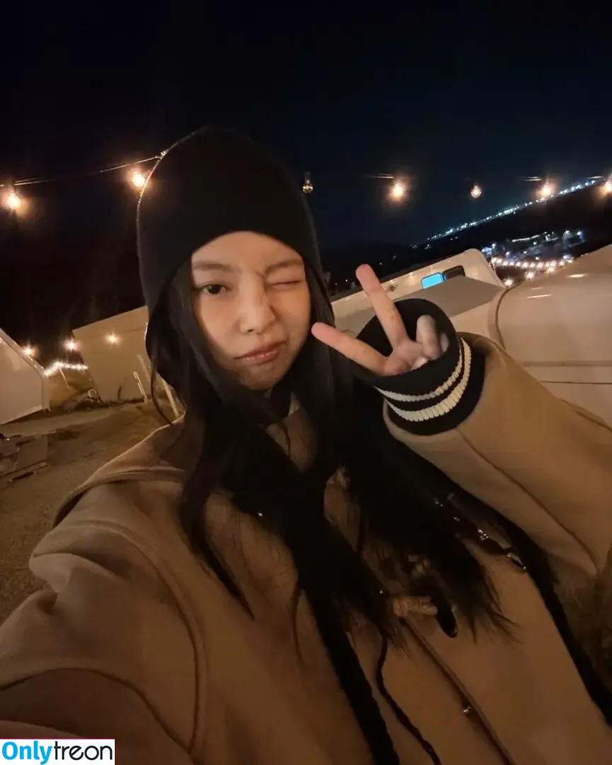 Jennie | BLΛƆKPIИK nude photo #1836 (Blackpink / jennierubyjane / sheflieshigh)