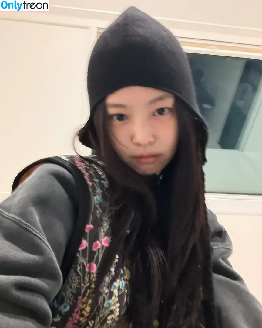 Jennie | BLΛƆKPIИK nude photo #1838 (Blackpink / jennierubyjane / sheflieshigh)