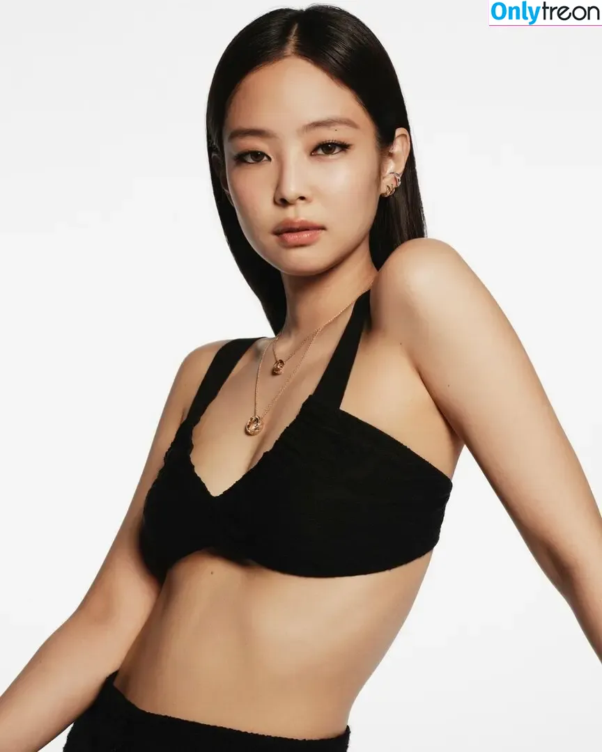 Jennie | BLΛƆKPIИK nude photo #1921 (Blackpink / jennierubyjane / sheflieshigh)