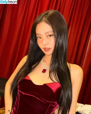 Jennie | BLΛƆKPIИK / Blackpink / jennierubyjane / sheflieshigh nude photo #2255