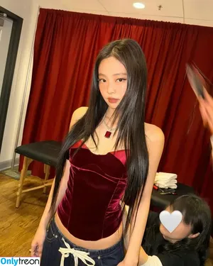 Jennie | BLΛƆKPIИK / Blackpink / jennierubyjane / sheflieshigh nude photo #2257