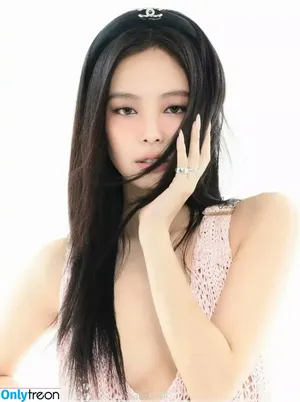 Jennie | BLΛƆKPIИK / Blackpink / jennierubyjane / sheflieshigh nude photo #2533