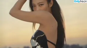 Jennie | BLΛƆKPIИK / Blackpink / jennierubyjane / sheflieshigh nude photo #2540