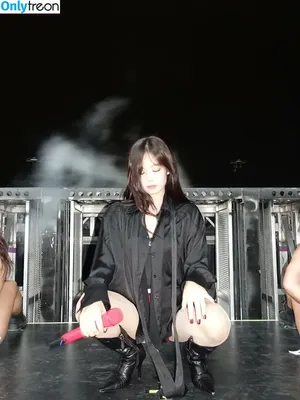 Jennie | BLΛƆKPIИK / Blackpink / jennierubyjane / sheflieshigh nude photo #2995